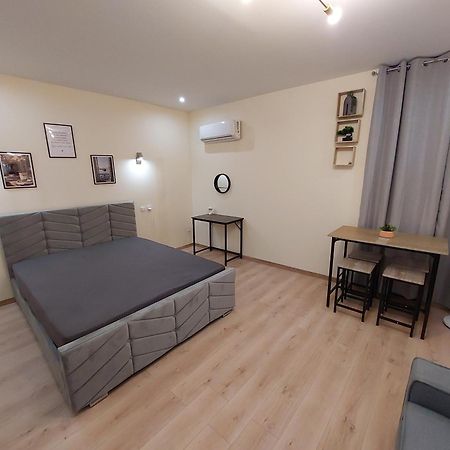 Studio Epernay 25M2 Rez De Chaussee, Ground Floor Exterior photo